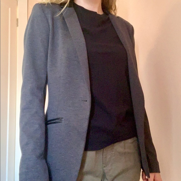 H&M blazer with faux leather details - Picture 4 of 8